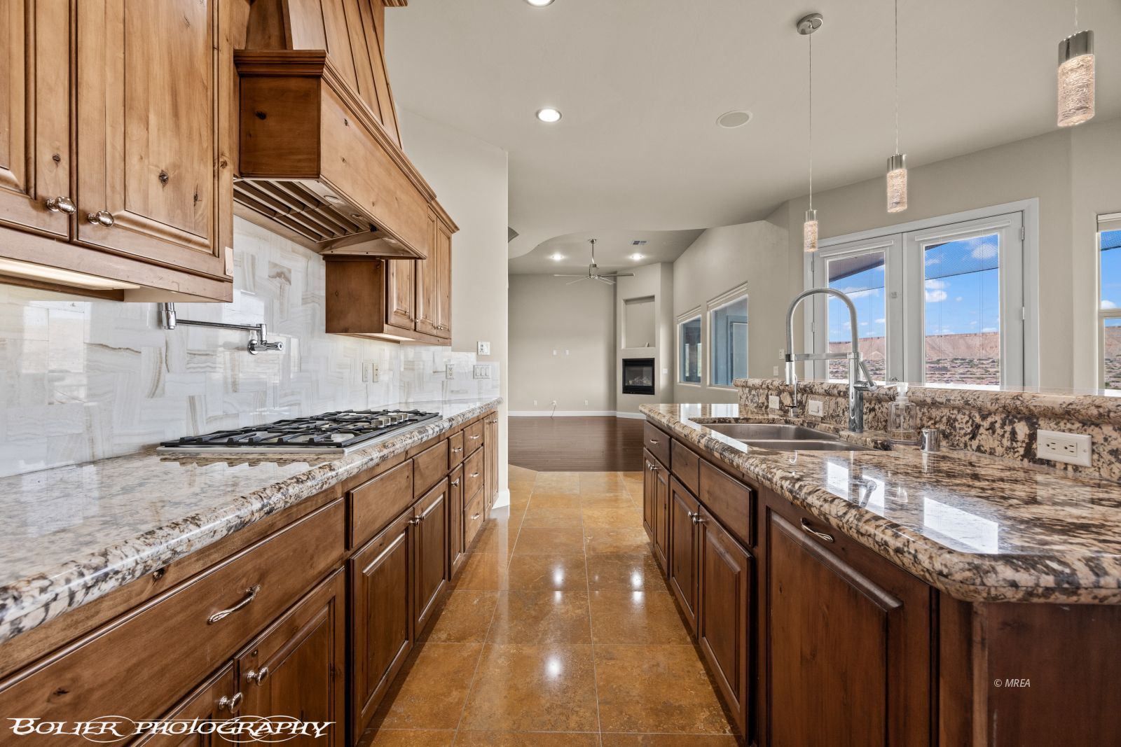 1111  Falcon Nest Ct