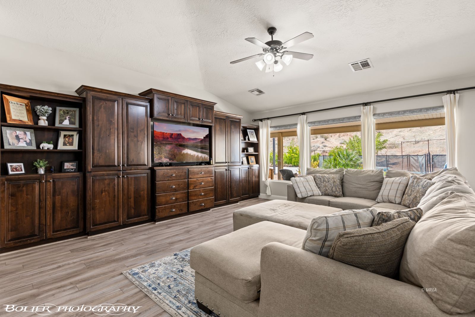 564  Desert Tortoise Way