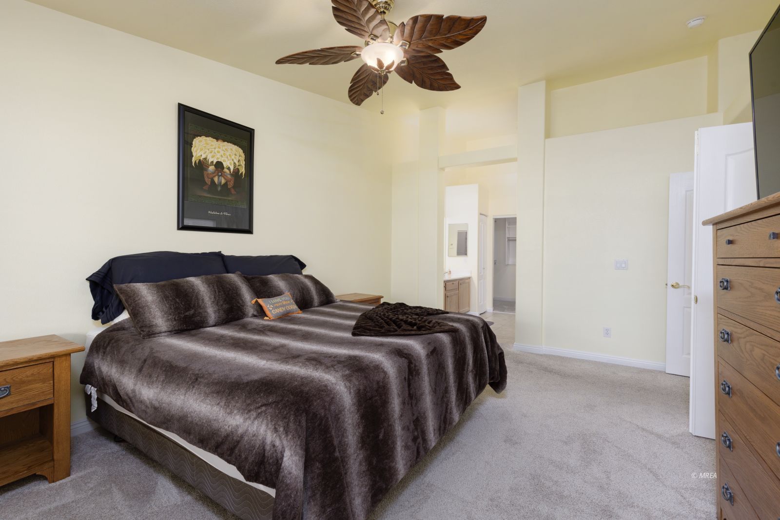 1229  Augusta Hills St