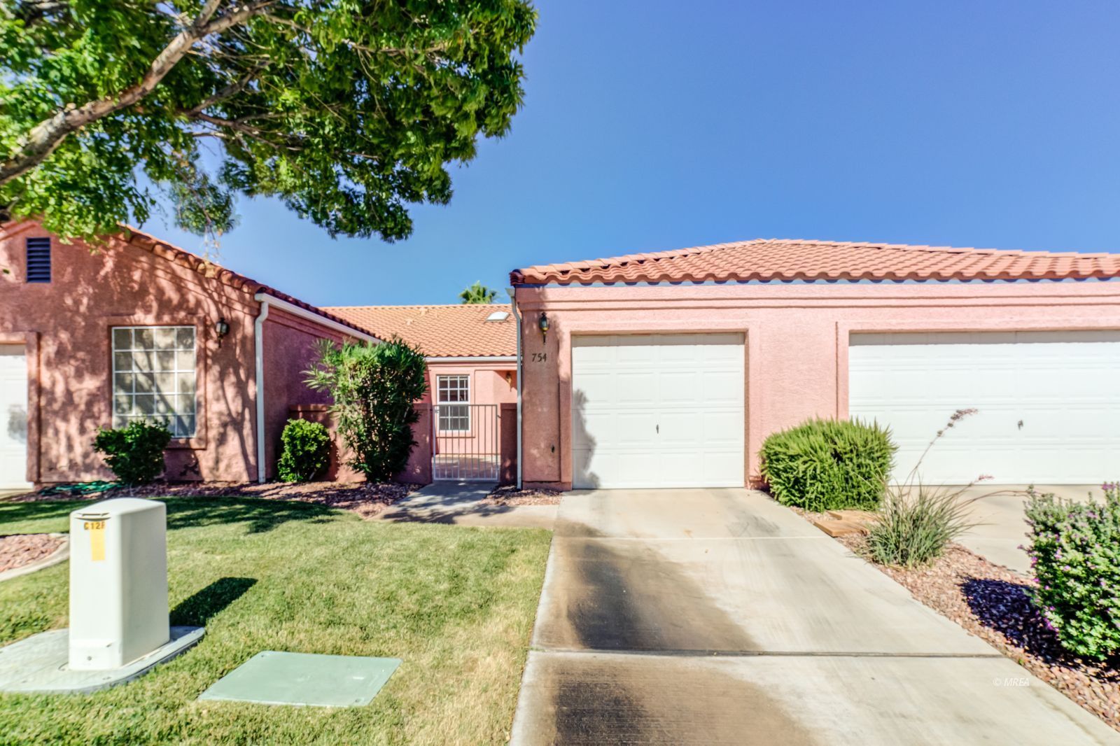 754 Peartree , Mesquite NV 89027