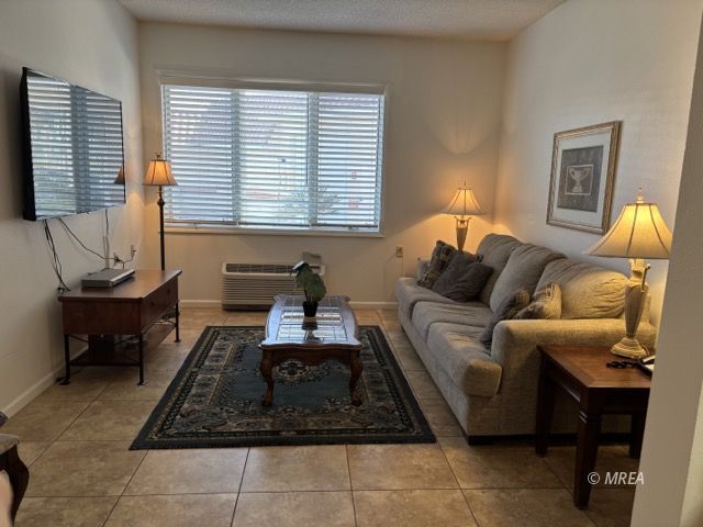 555  Highland Dr #109