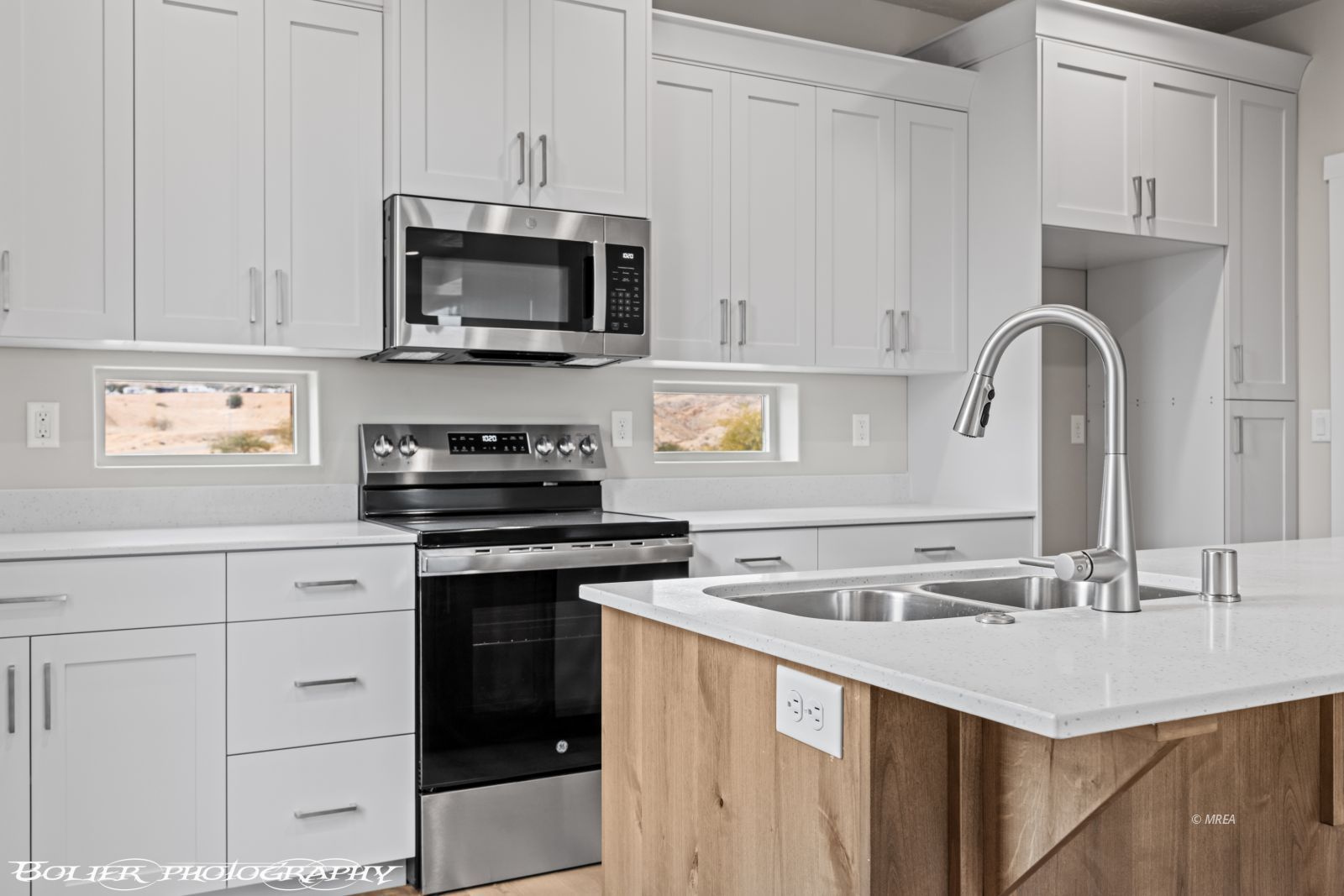 340  North White Rock Trl 