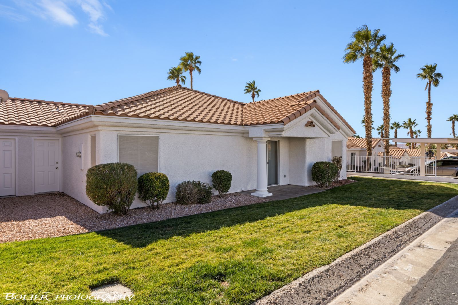 738  Mesa Springs Dr