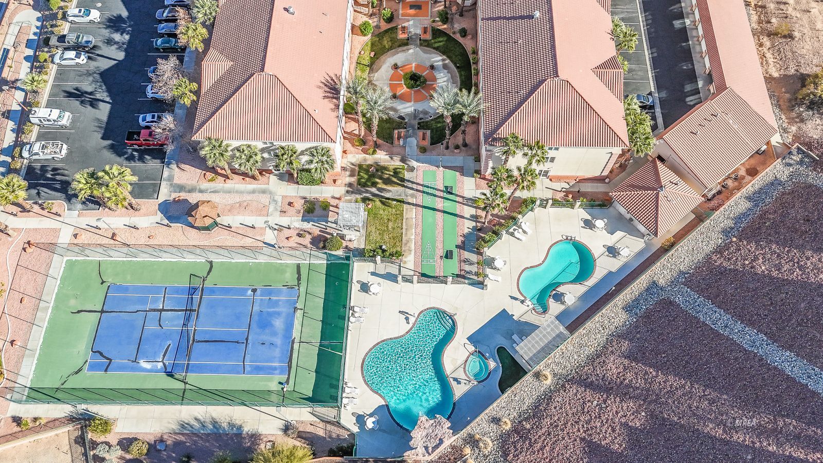 555  Highland Dr #219