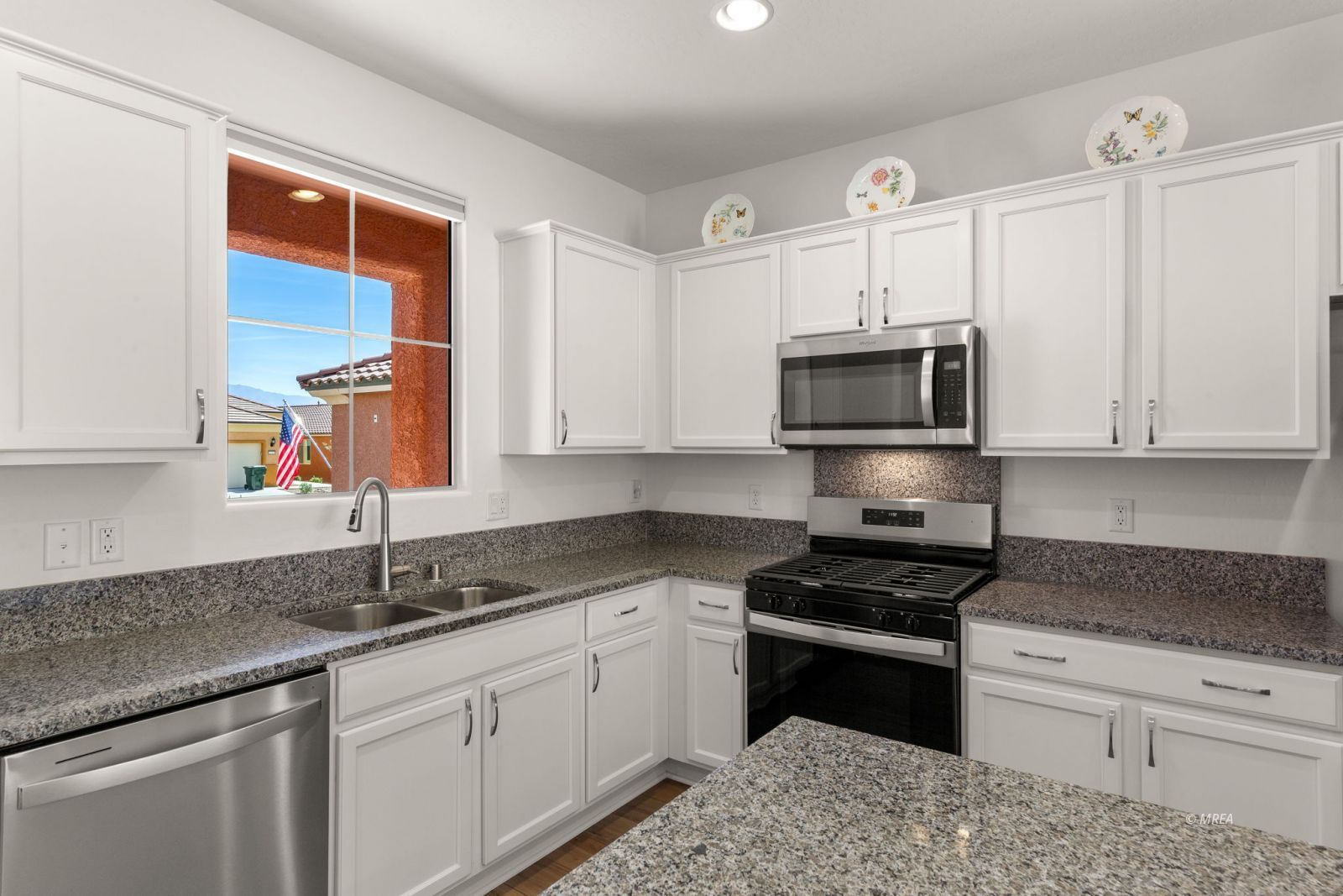 1481  Pin Cushion Rdg 