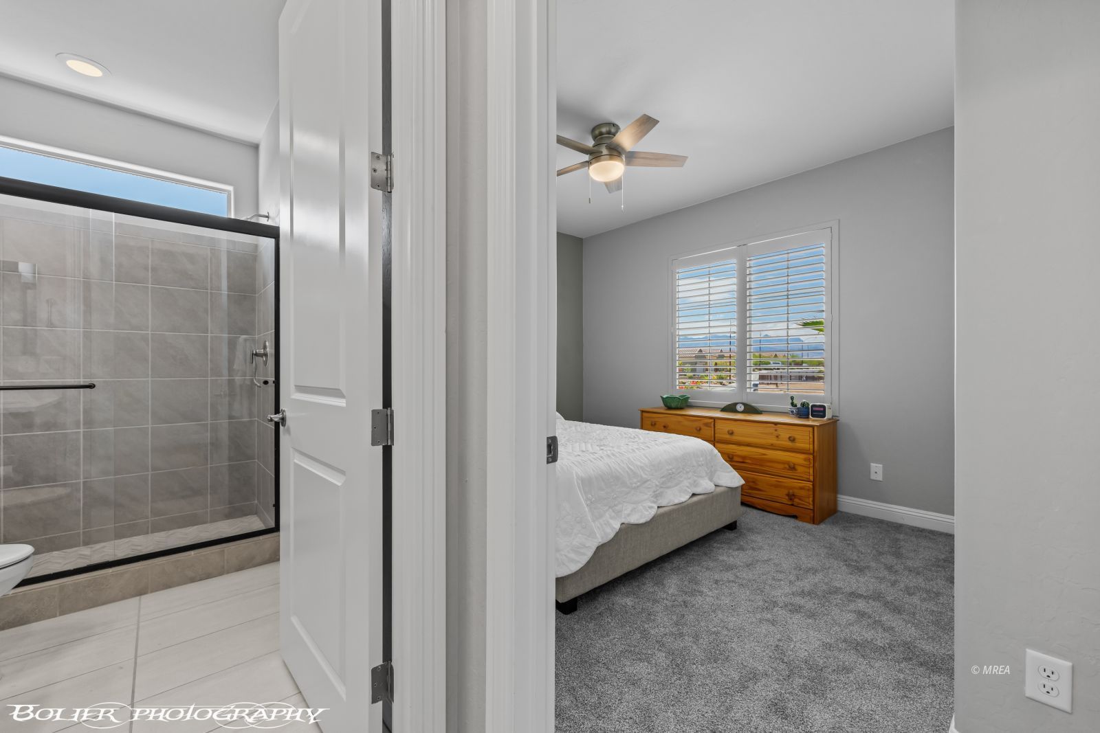1109  Flagstone BND 