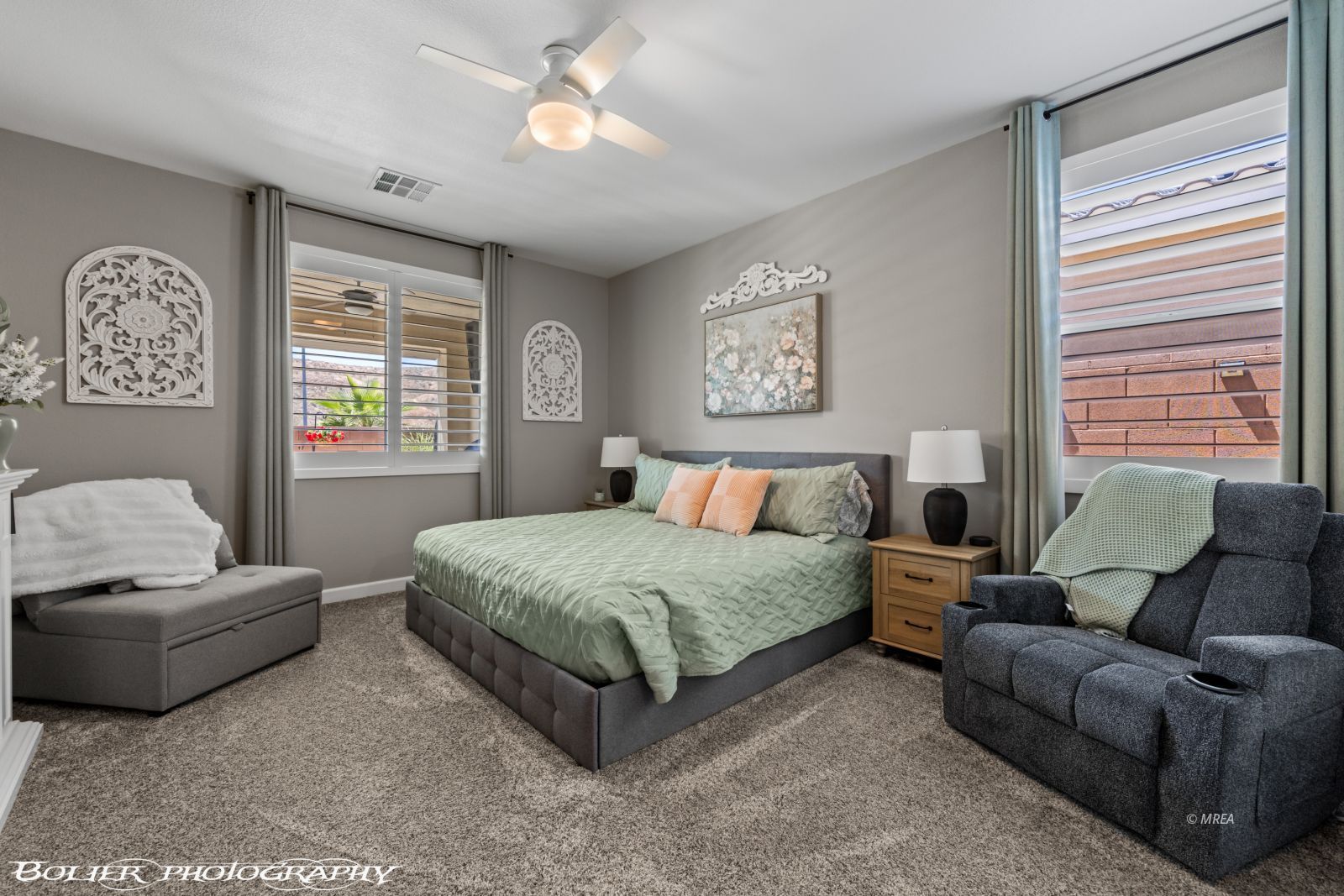 472  Paradise Valley Hts 