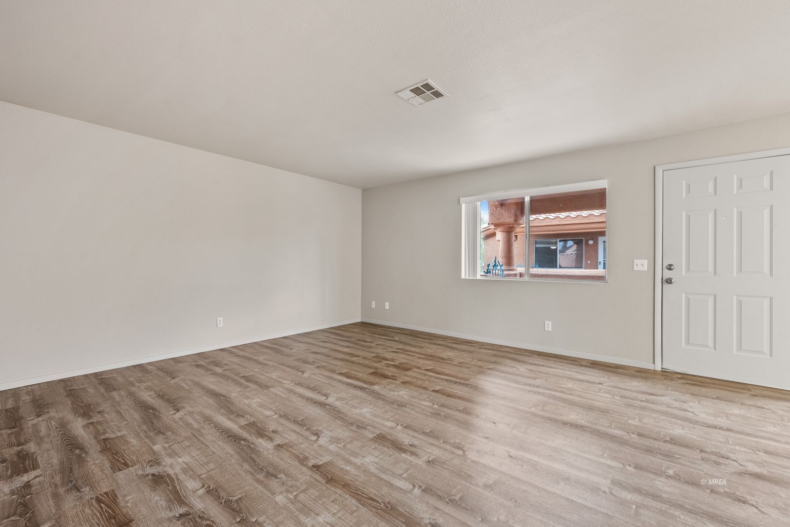 968  Mesquite Springs  #201