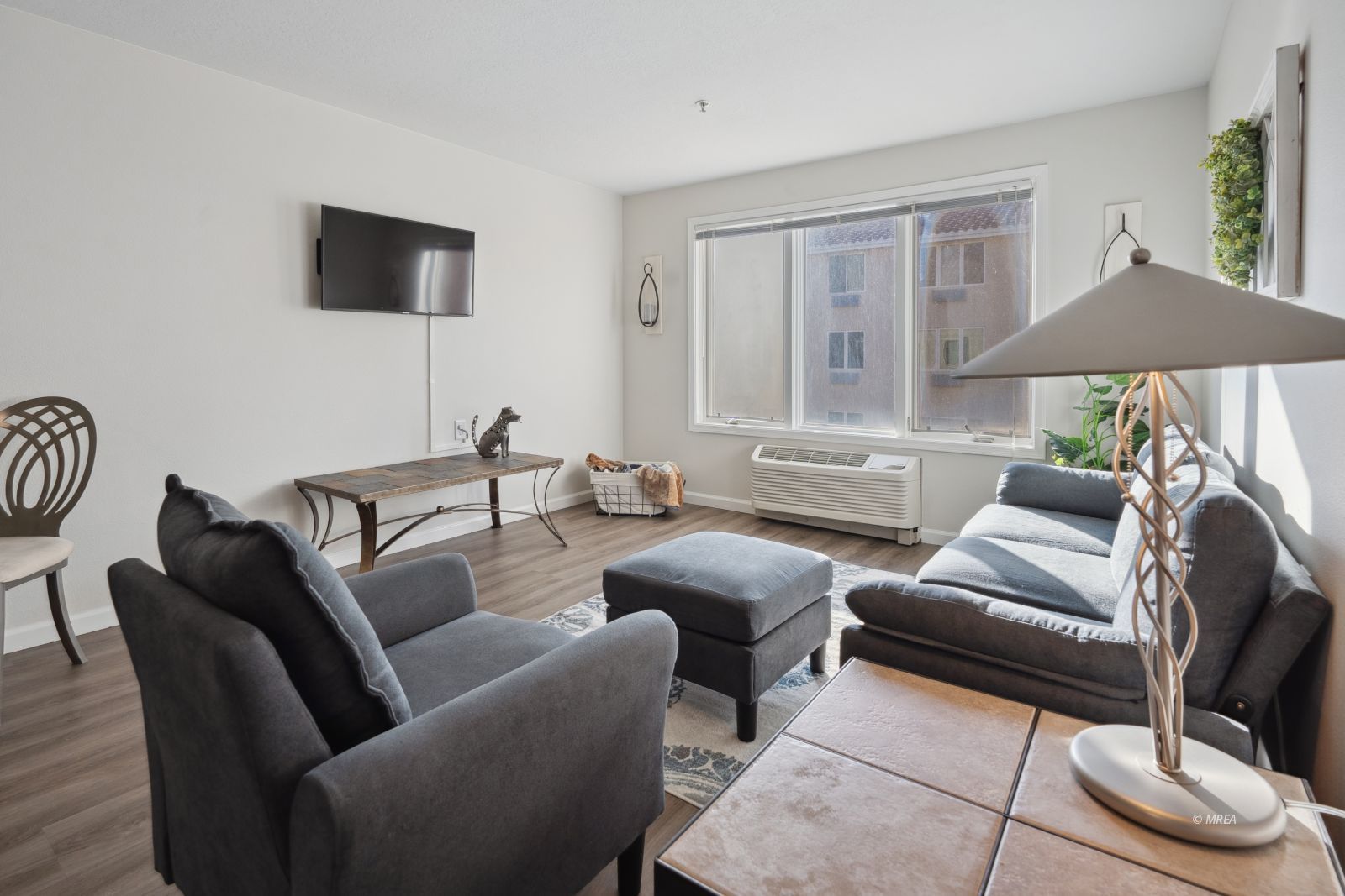 555  Highland Dr #227