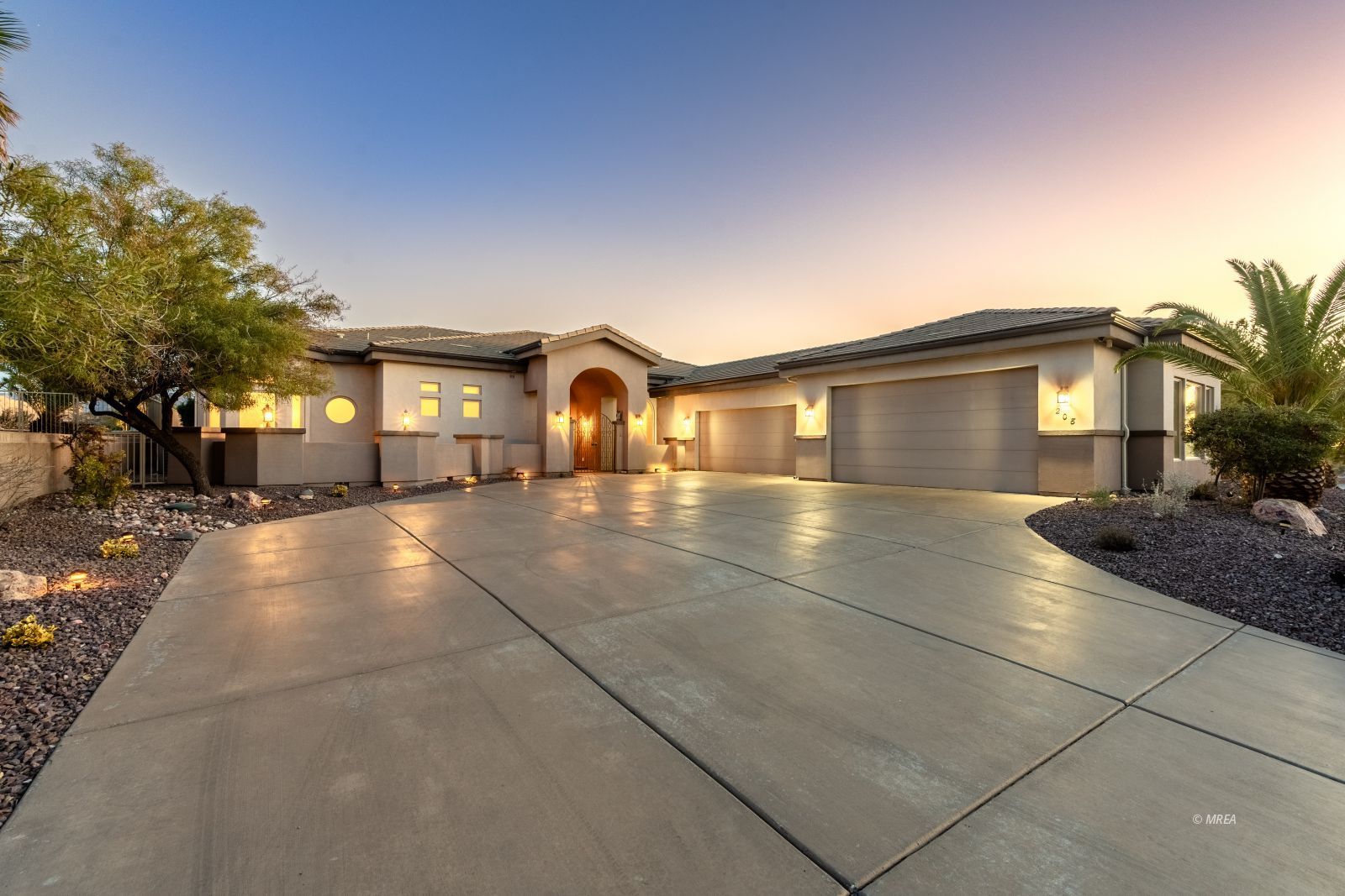 208  Hanna Ct
