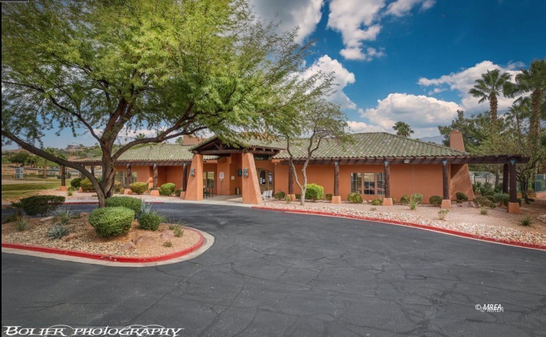 208  Hanna Ct