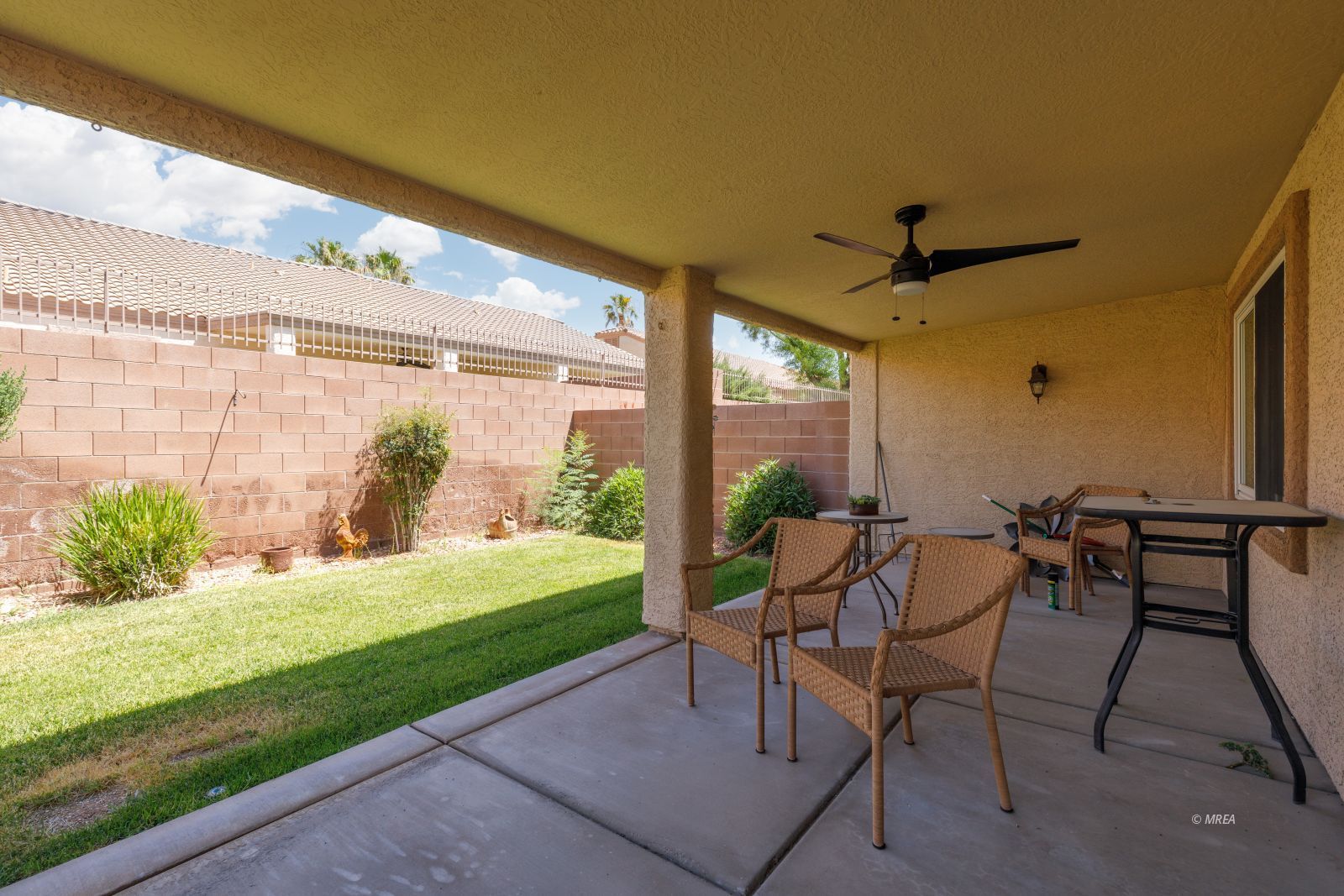 1229  Augusta Hills St