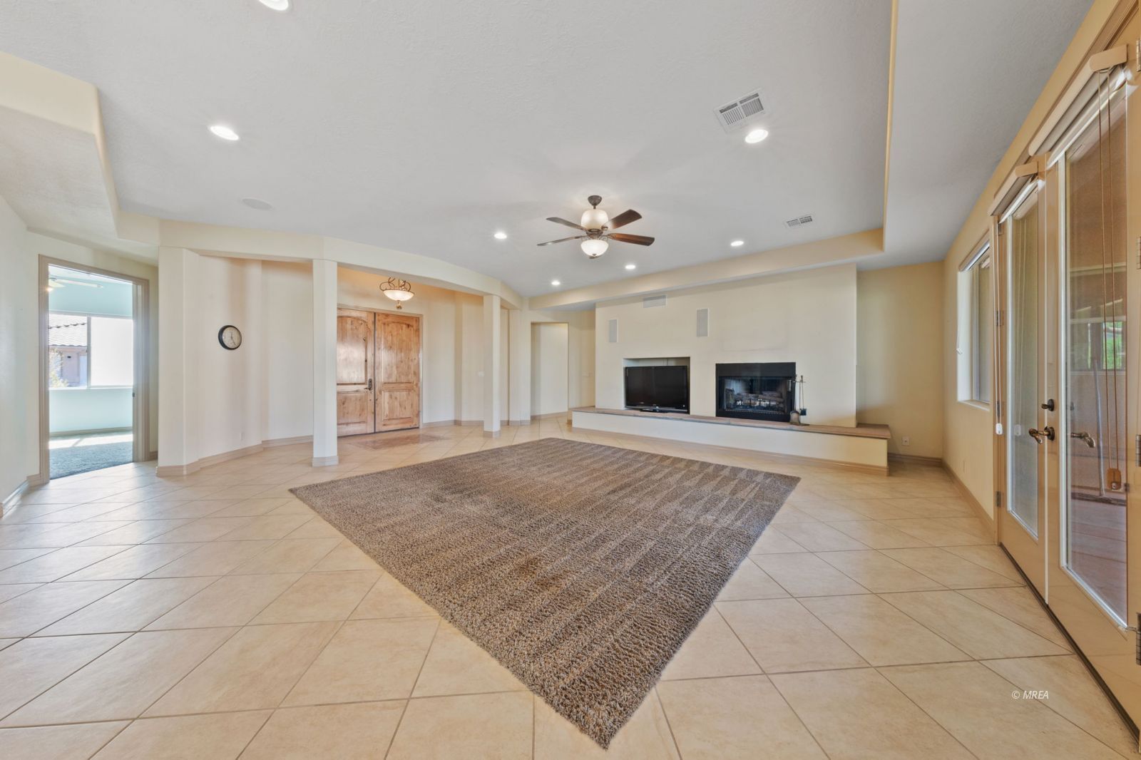 403  Crystal Canyon Dr