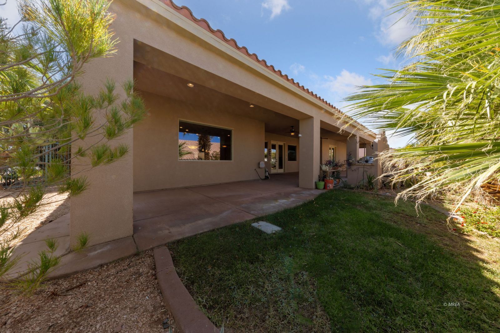 403  Crystal Canyon Dr